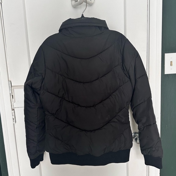 ASICS black puffer jacket - Picture 2 of 5